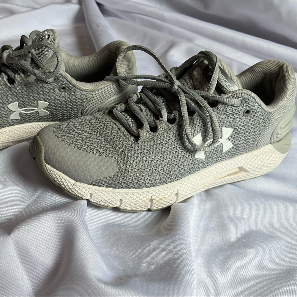 Under Armour Charged Rogue